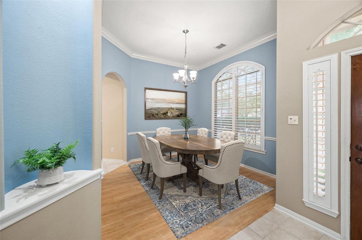 Chandelier, Dining room, Interior, Pendant Lights, Wood Texture Flooring