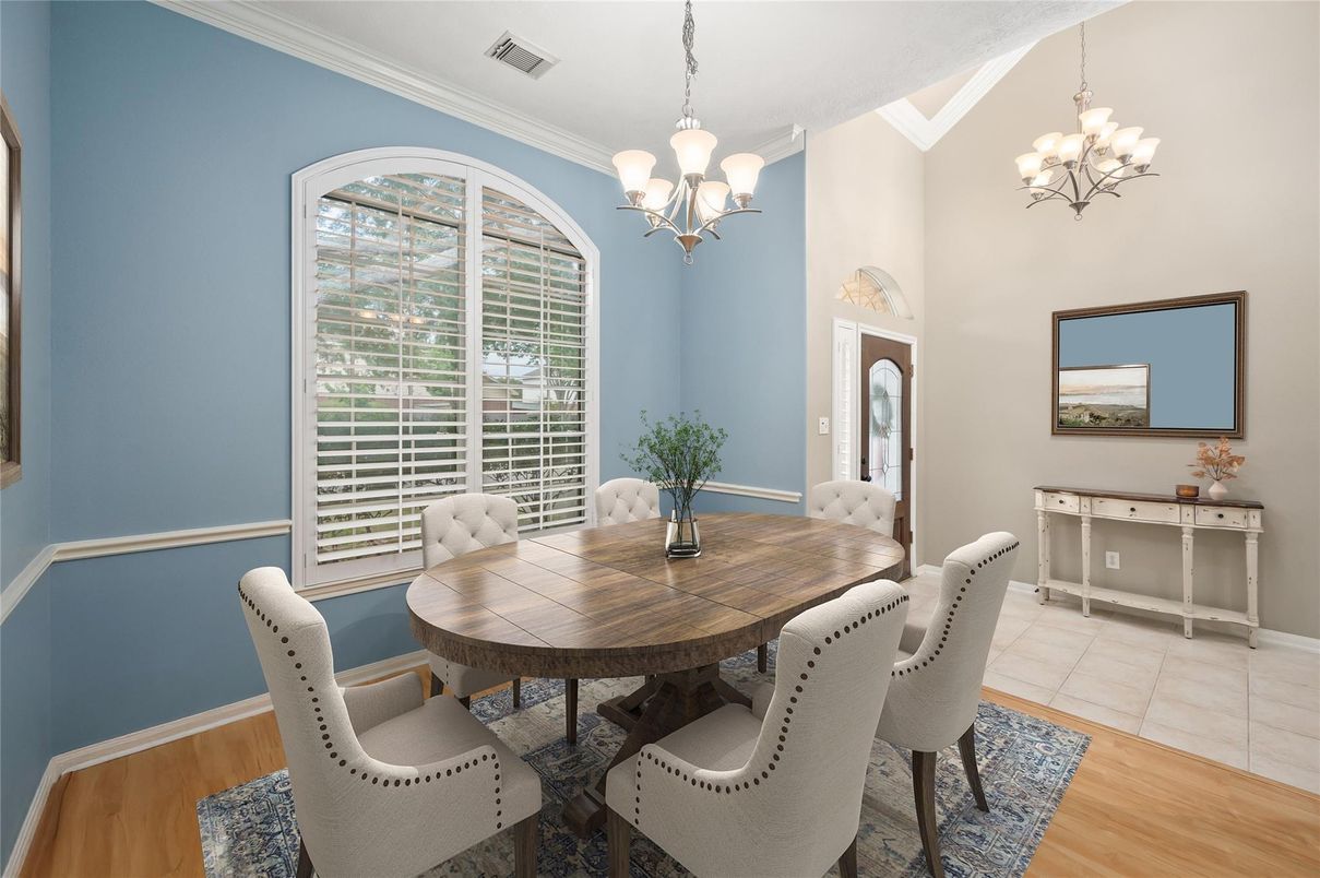 Chandelier, Dining room, Interior, Wood Texture Flooring