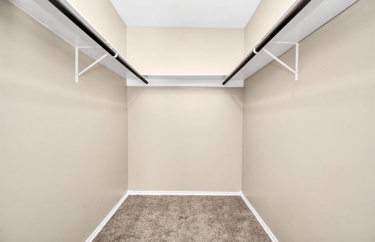 Interior, Walk-in Closets