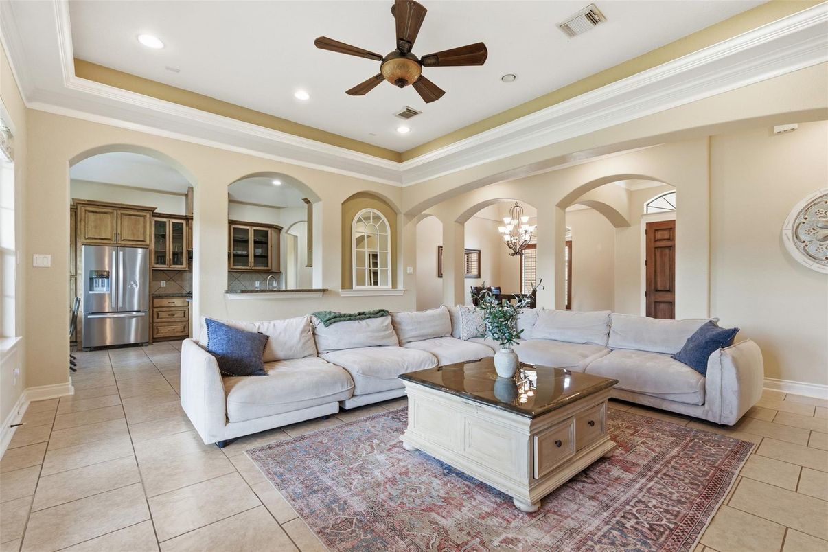 Chandelier, Dining room, Interior, Kitchen, Living room, Recessed Lighting, Stainless Steel Appliances