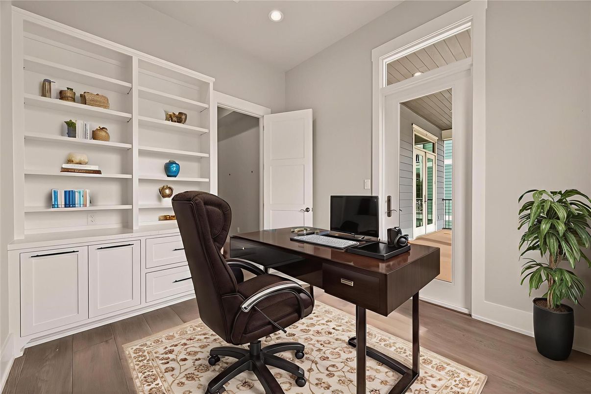 Home Office, Interior, Recessed Lighting, Wood Texture Flooring