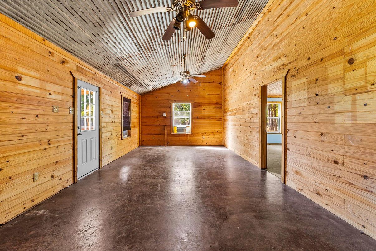 Empty room, Interior, Wood Texture Flooring, Wooden Walls