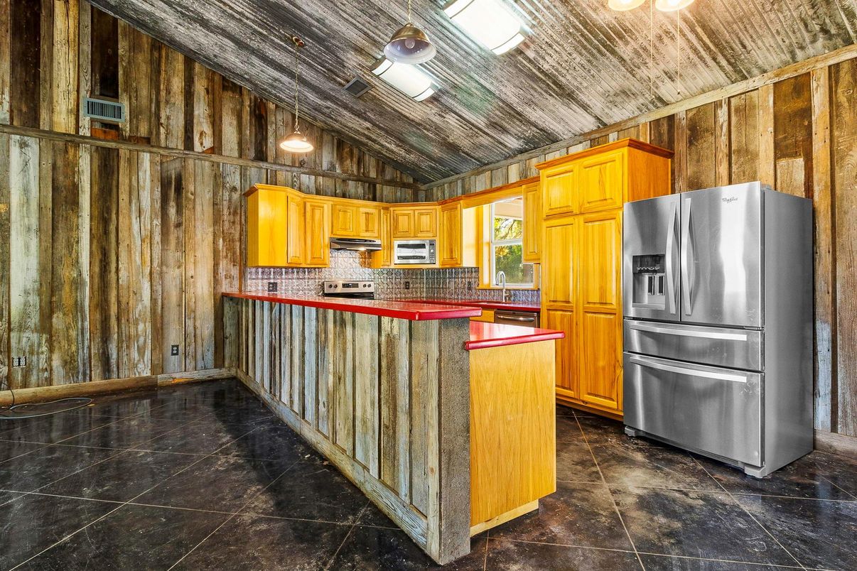 Interior, Kitchen, Pendant Lights, Wooden Walls