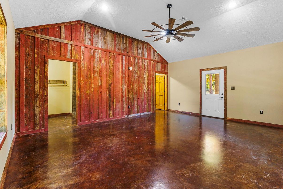 Empty room, Interior, Recessed Lighting, Wood Texture Flooring, Wooden Walls