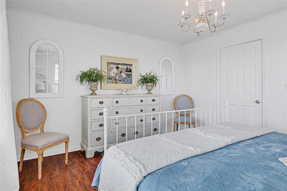 Bedroom, Chandelier, Interior, Wood Texture Flooring