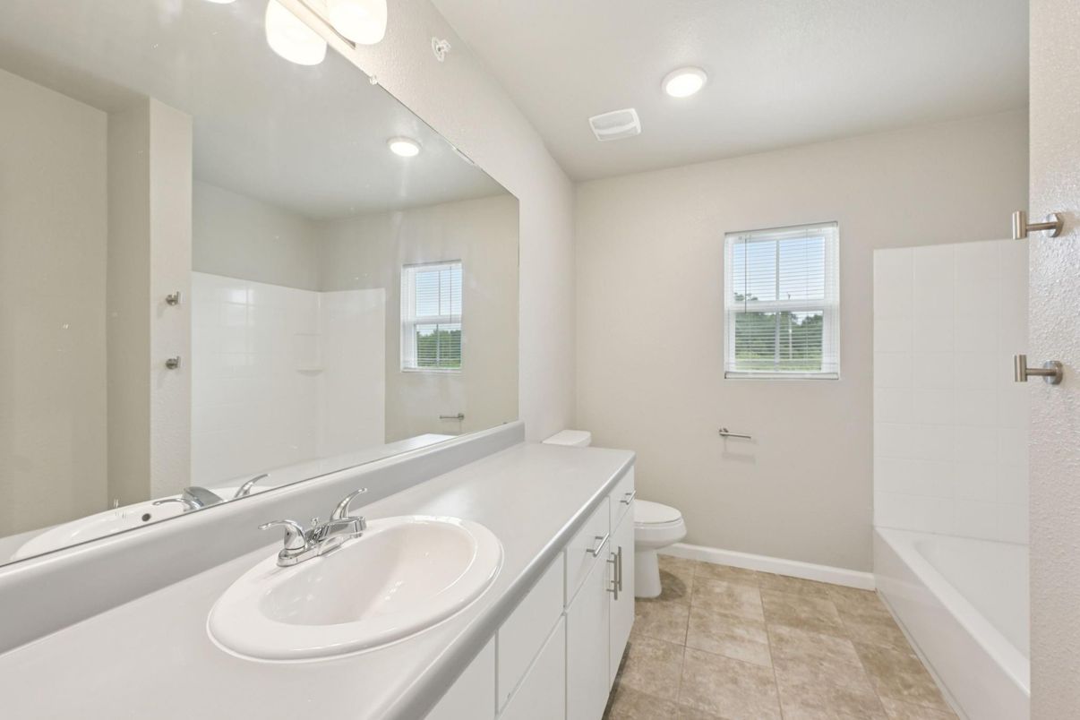 Bathroom, Dual Sink Vanities, Interior, Recessed Lighting
