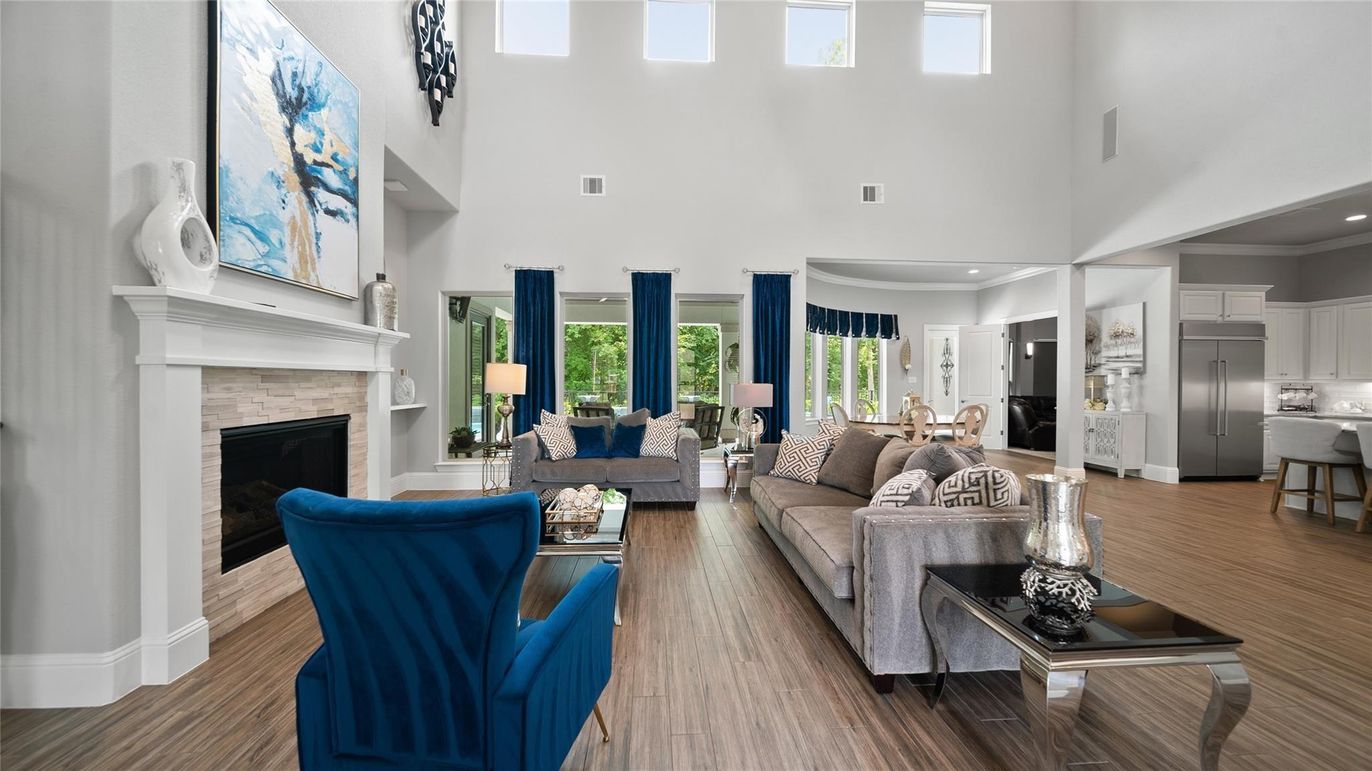 Fireplace, Interior, Kitchen, Living room, Recessed Lighting, Wood Texture Flooring