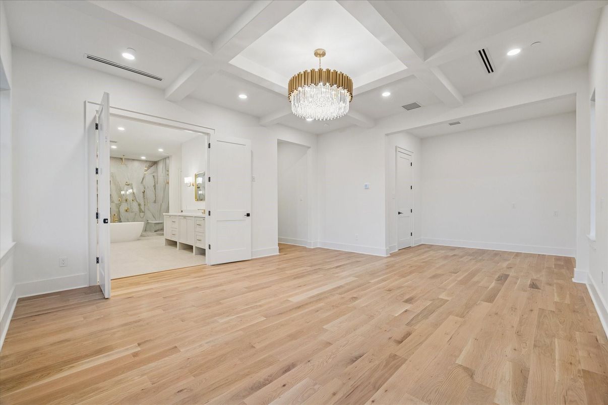 Bathroom, Chandelier, Interior, Recessed Lighting, Wood Texture Flooring
