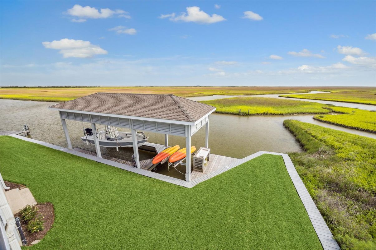 Backyard, Exterior, Water