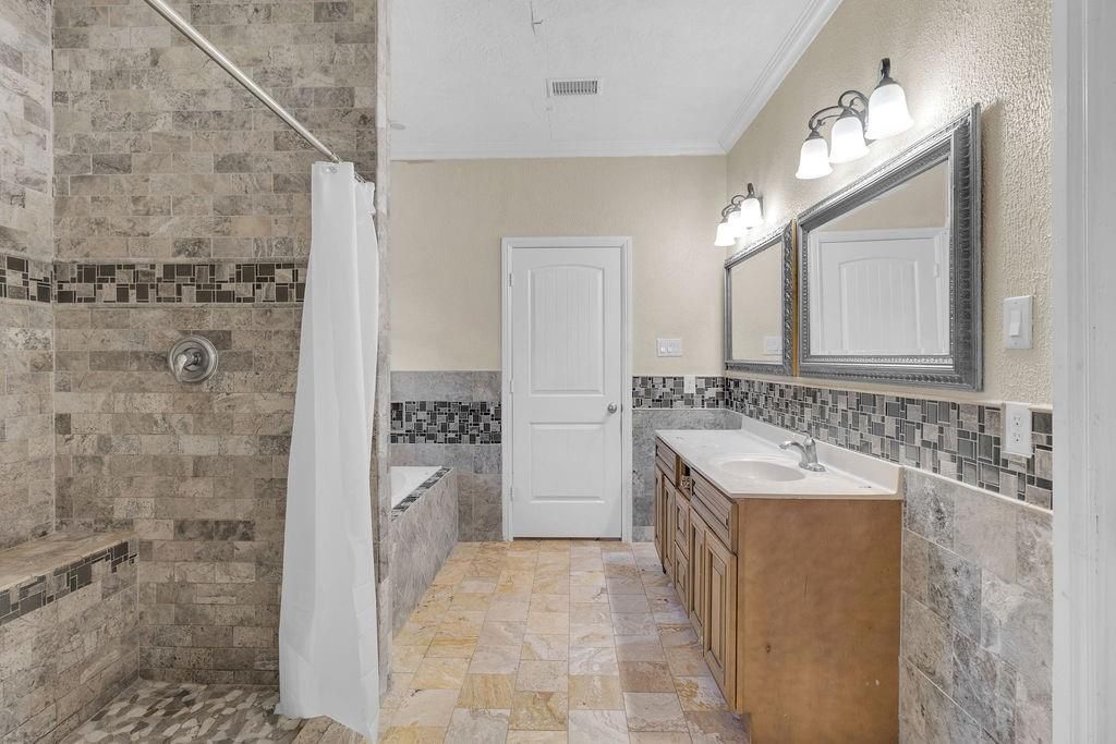 Bathroom, Interior, Stone Walls