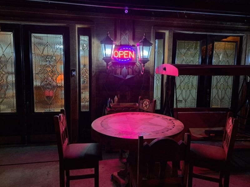 Dining room, Interior