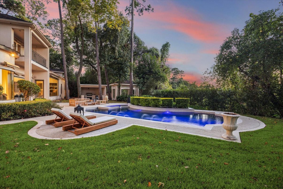 Backyard, Exterior, Pool