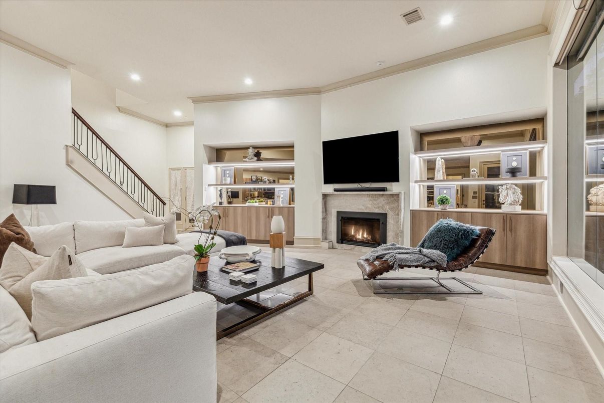 Fireplace, Interior, Living room, Recessed Lighting