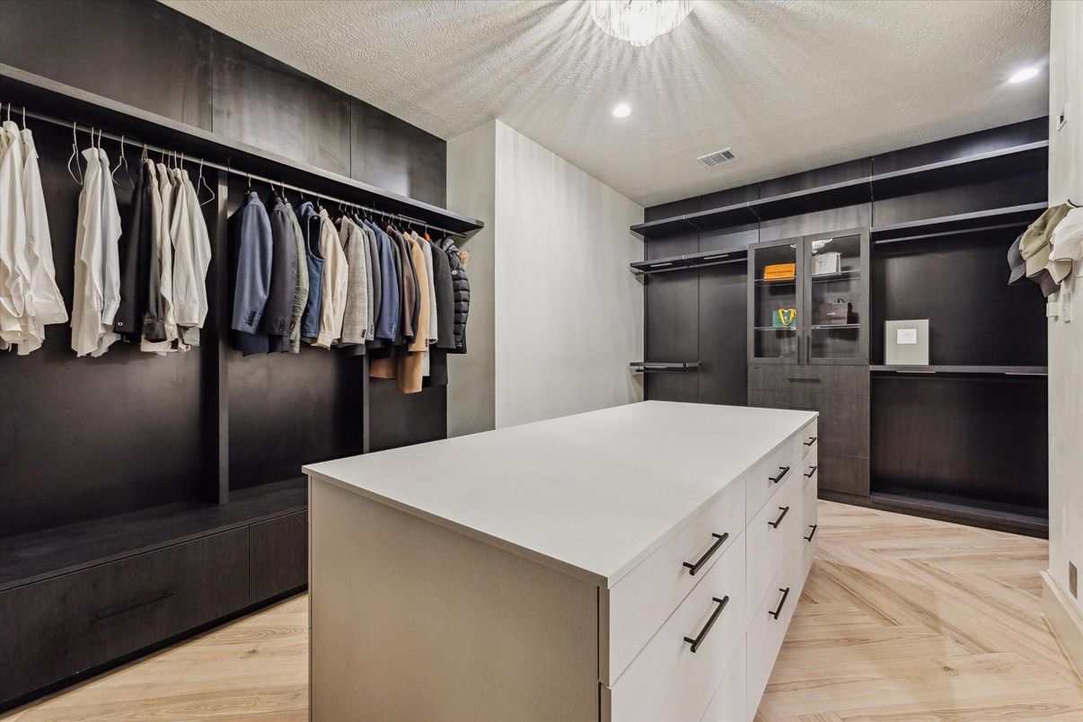 Interior, Recessed Lighting, Walk-in Closets, Wood Texture Flooring