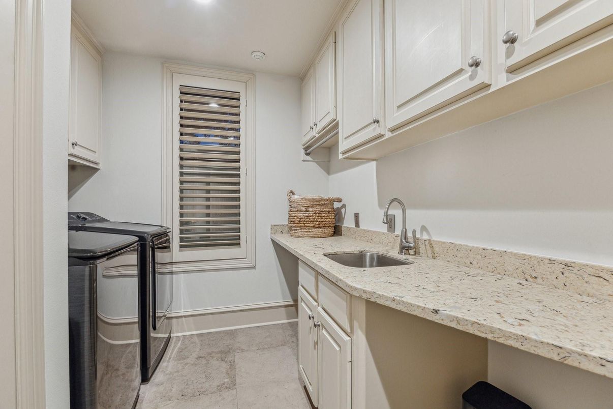 Interior, Recessed Lighting, Washer