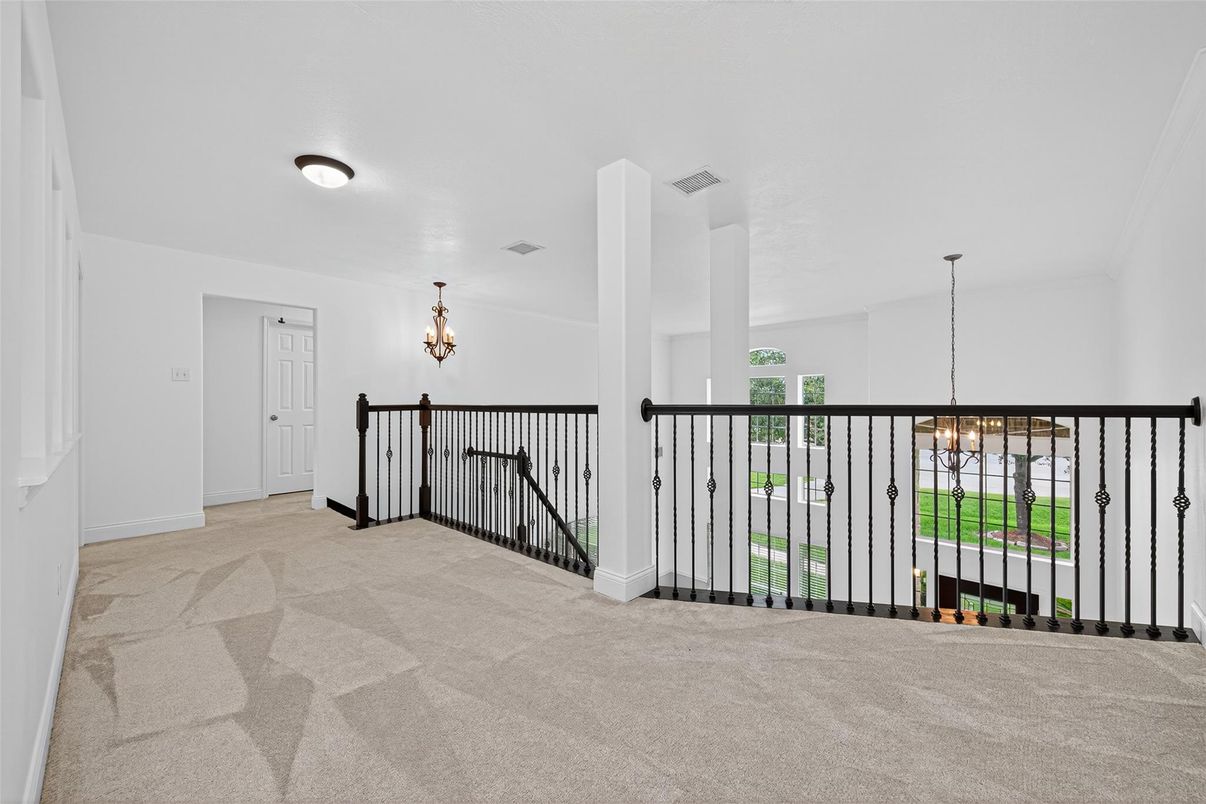 Chandelier, Interior