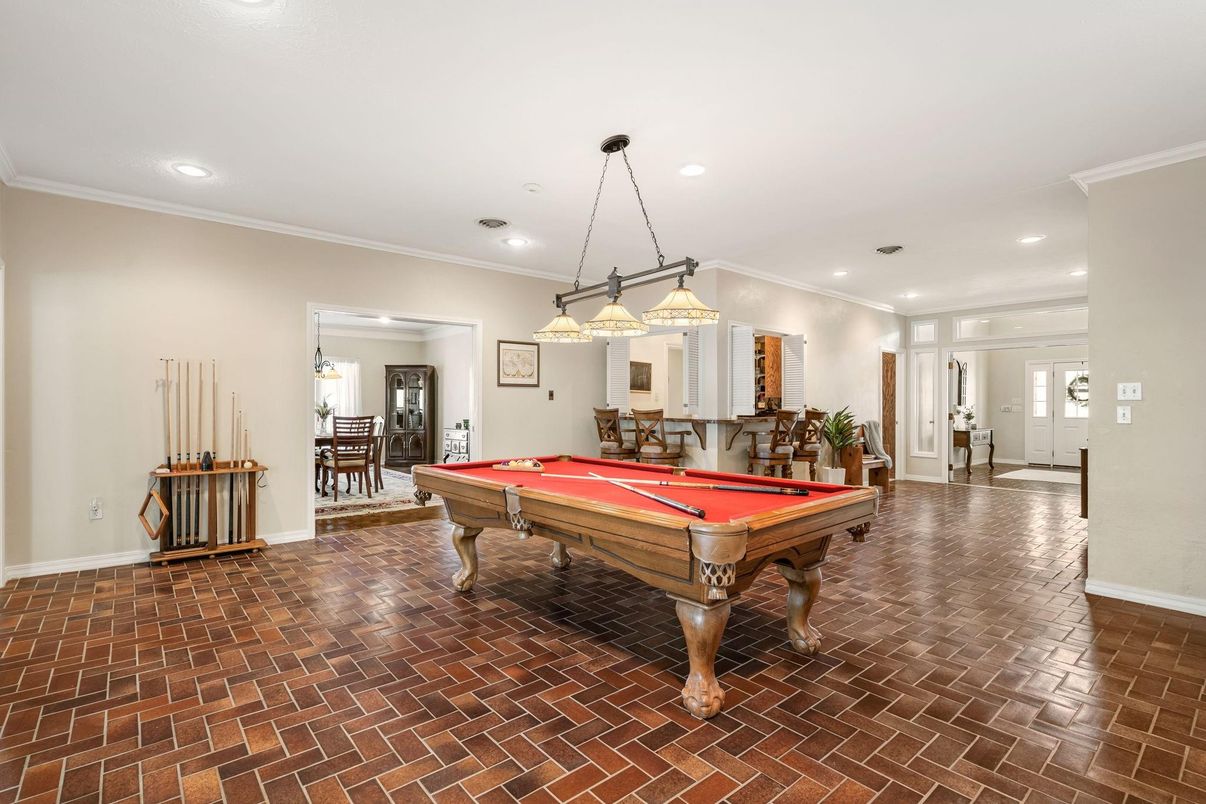 Billiard Table, Chandelier, Game Room, Interior, Pendant Lights, Recessed Lighting