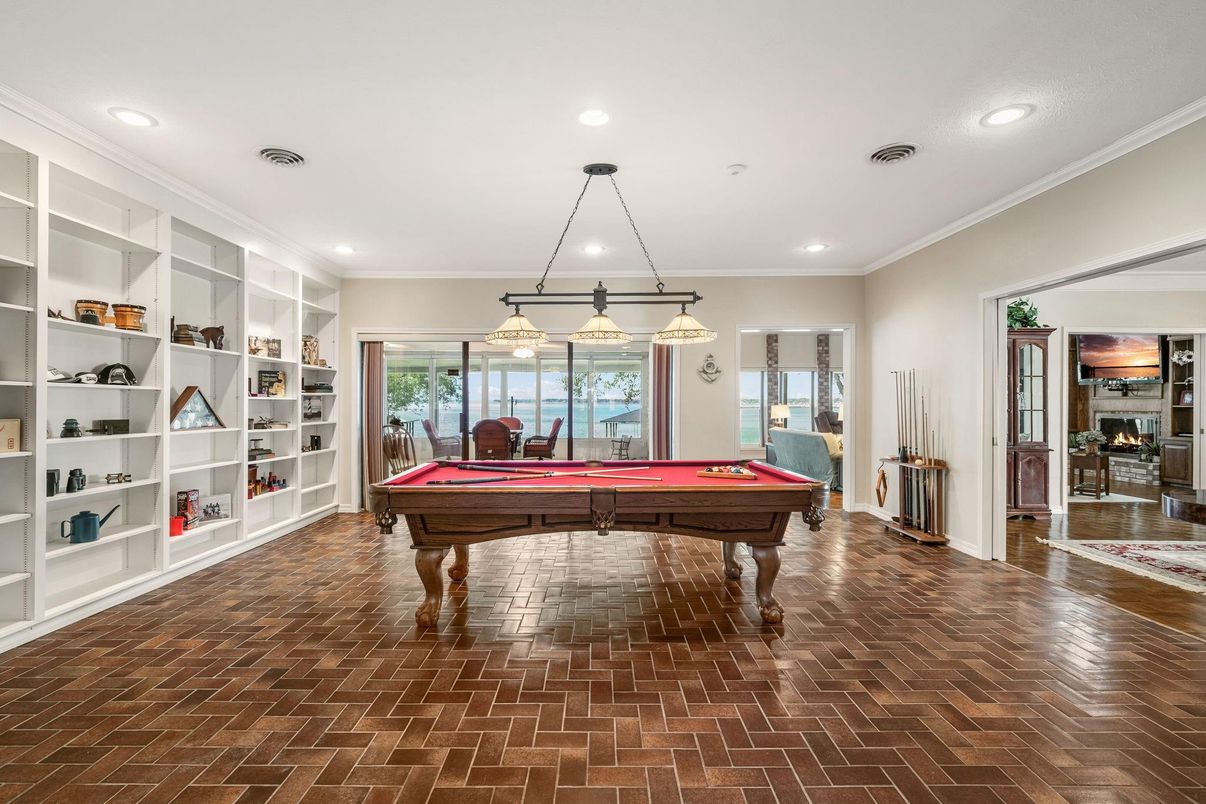 Billiard Table, Chandelier, Game Room, Interior, Pendant Lights, Recessed Lighting