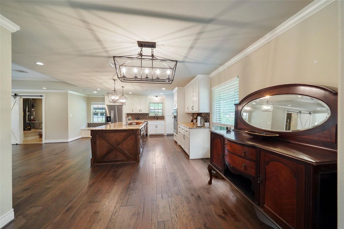 Chandelier, Interior, Kitchen, Recessed Lighting, Wood Texture Flooring