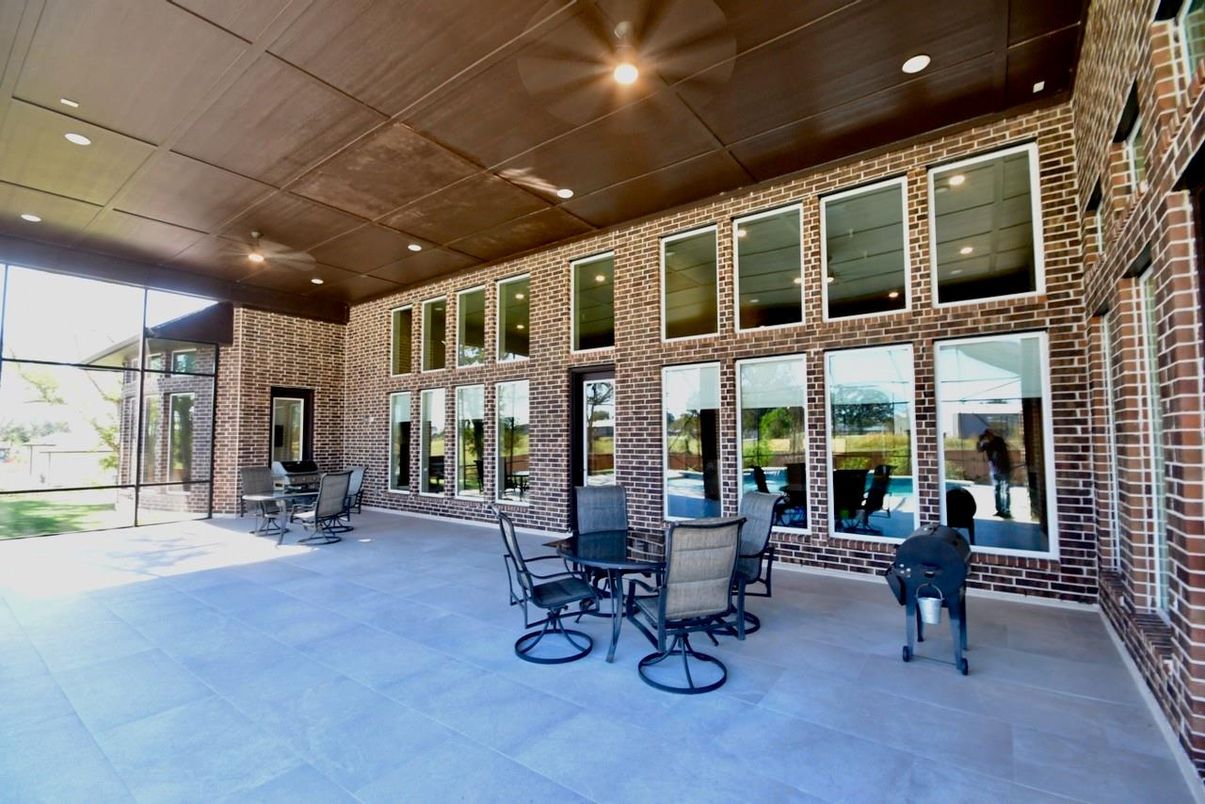 Exterior, Recessed Lighting