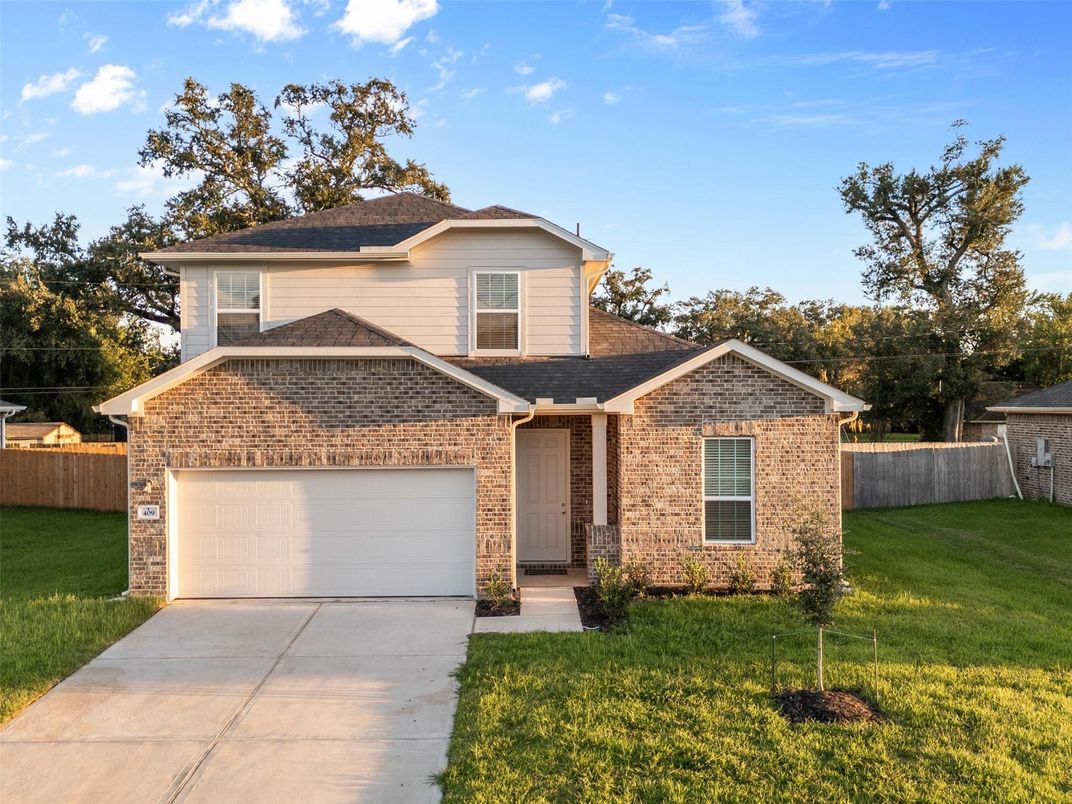 Attached, Exterior, Facade, Brick Facade, Brick Traditional