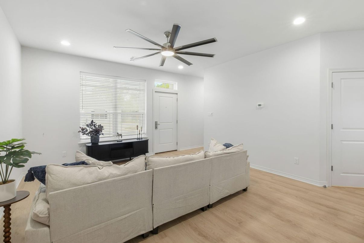 Interior, Living room, Recessed Lighting, Wood Texture Flooring