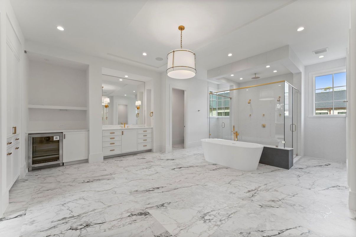 Bathroom, Free Standing Baths, Glass Shower, Interior, Marble, Pendant Lights, Recessed Lighting