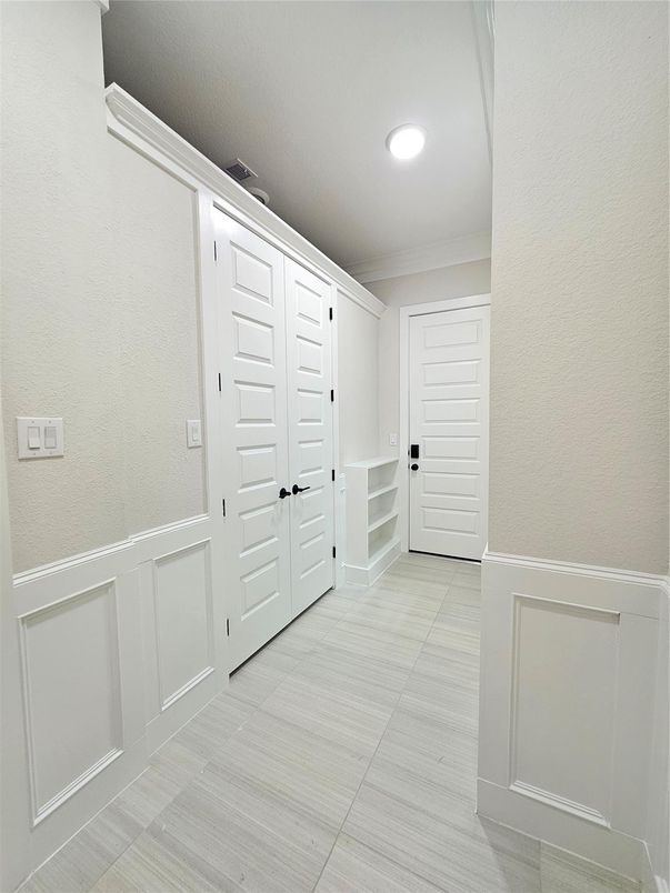 Interior, Recessed Lighting