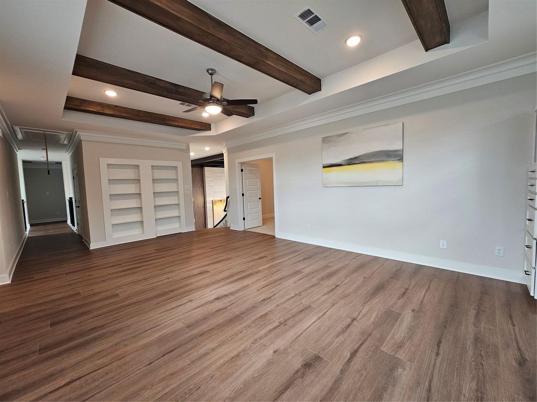 Empty room, Interior, Recessed Lighting, Wooden Beams, Wood Texture Flooring