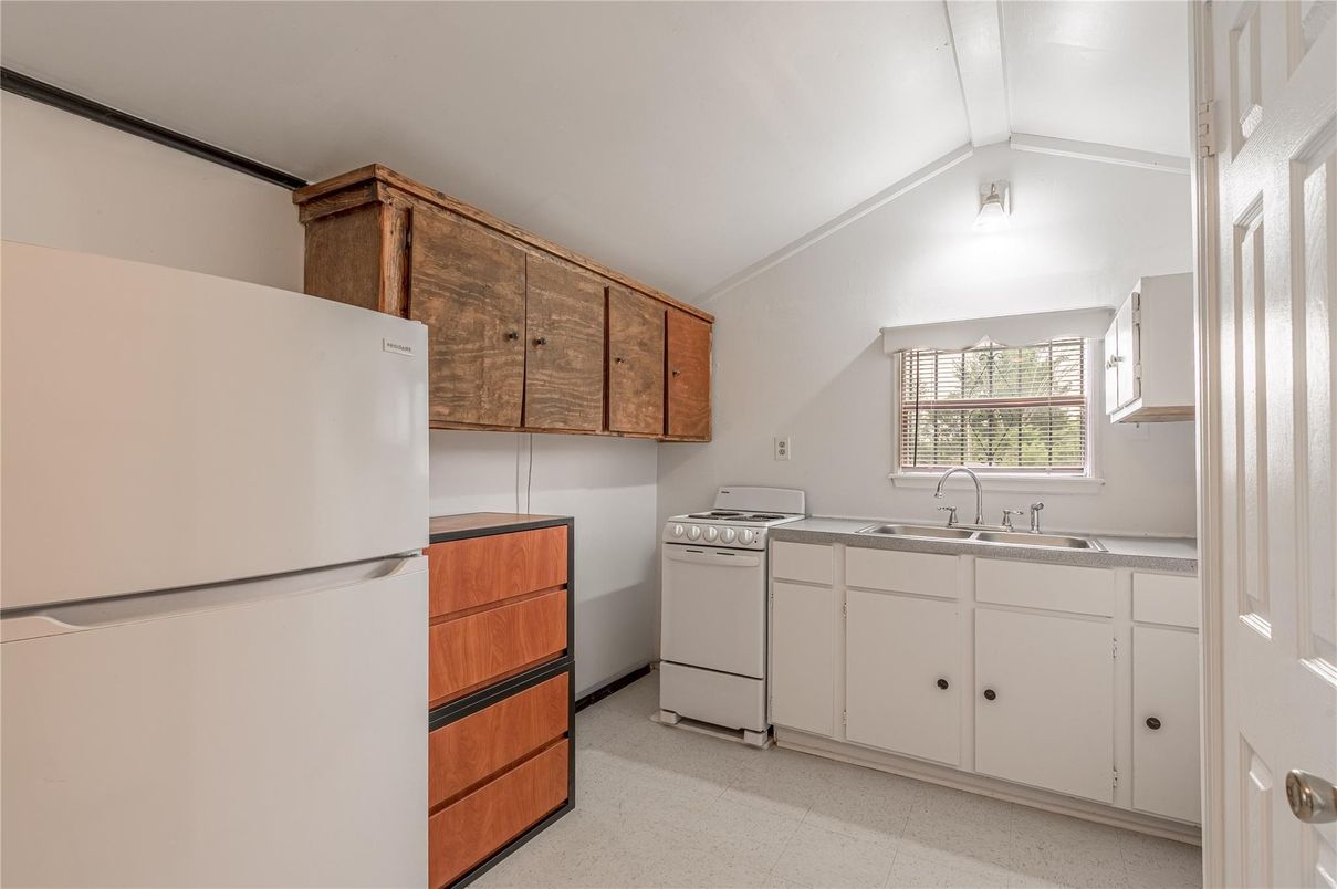 Interior, Kitchen, Washer