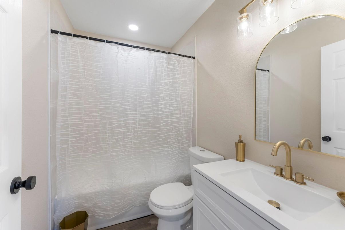 Bathroom, Interior, Recessed Lighting, Wood Texture Flooring