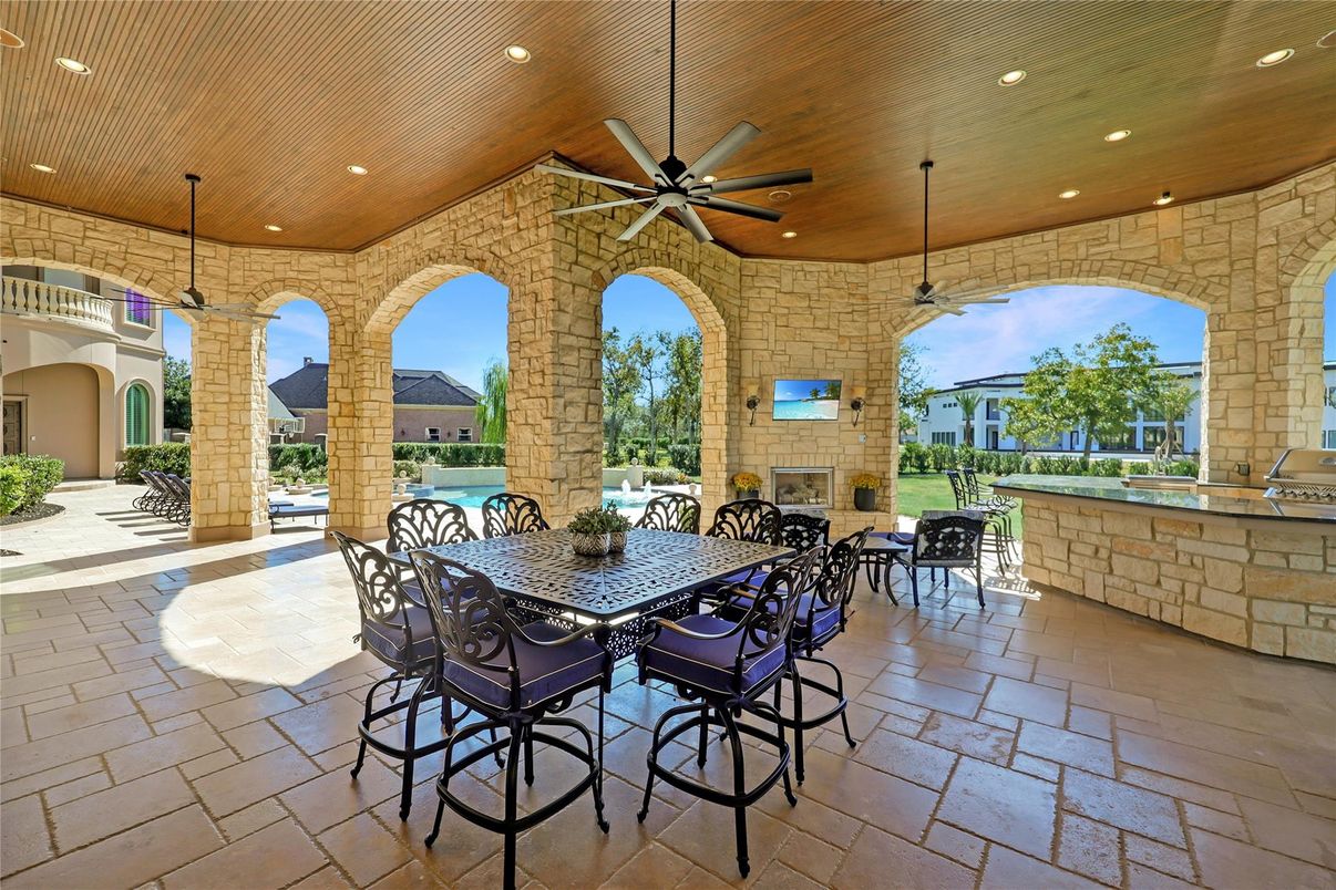 Exterior, Fireplace, Outdoor Kitchen, Pool