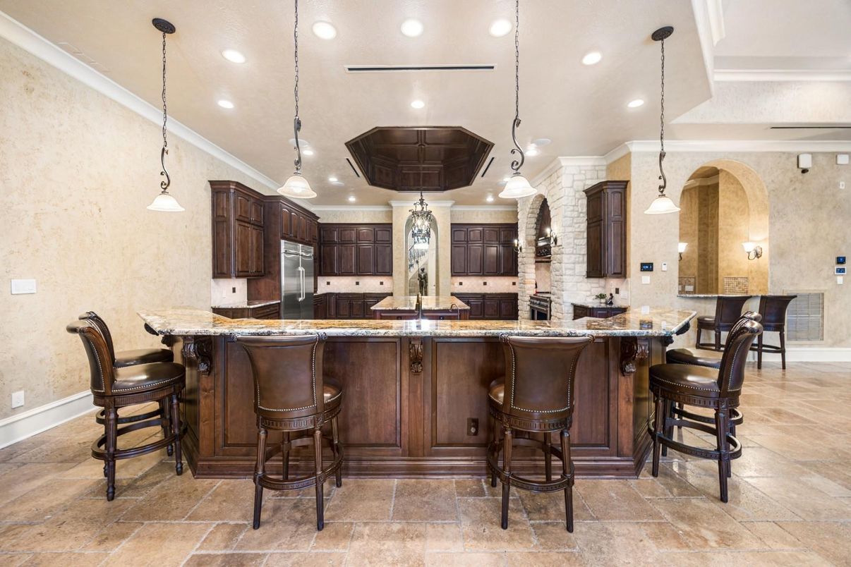 Interior, Kitchen, Pendant Lights, Recessed Lighting, Stainless Steel Appliances