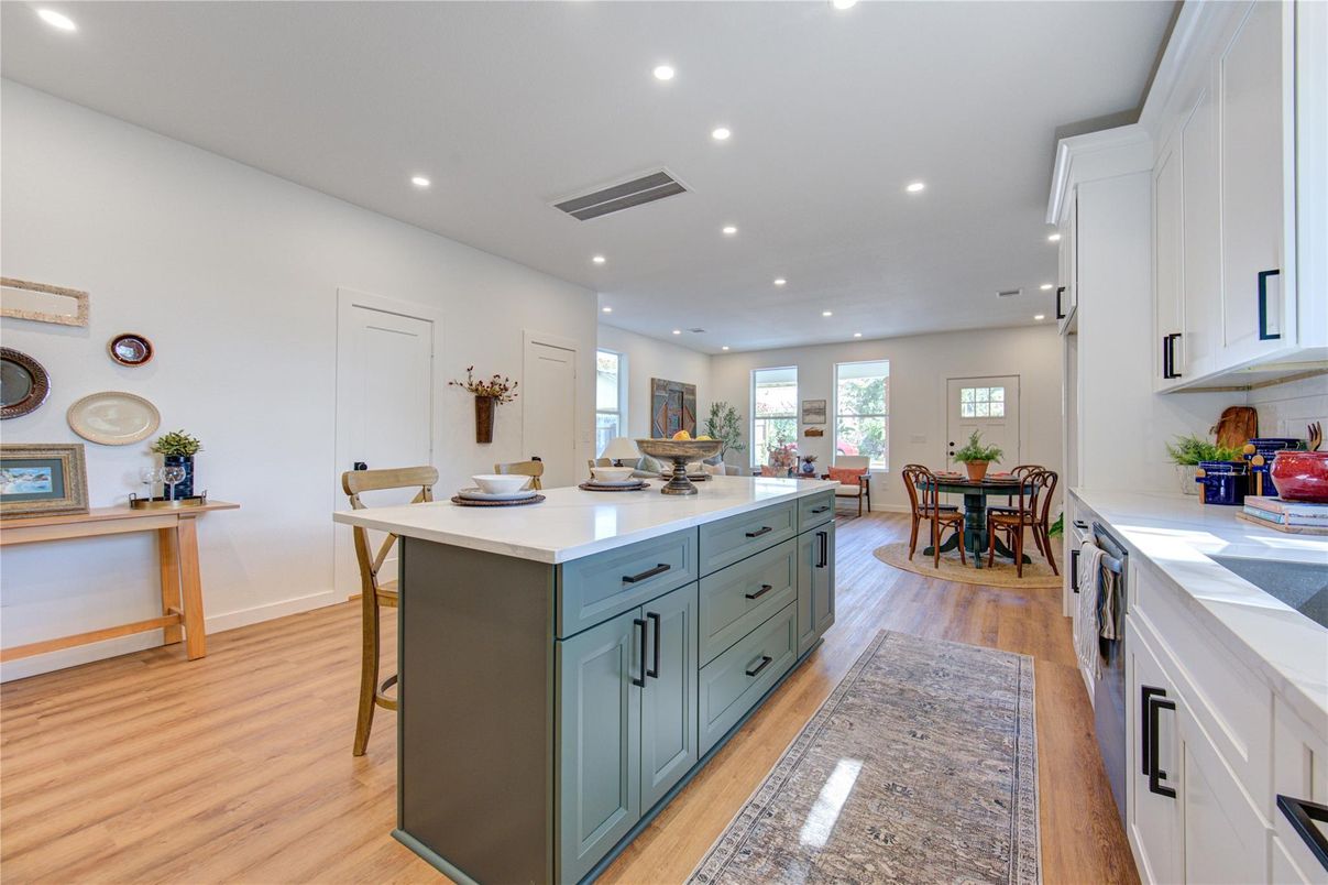 Dining room, Interior, Kitchen, Recessed Lighting, Wood Texture Flooring