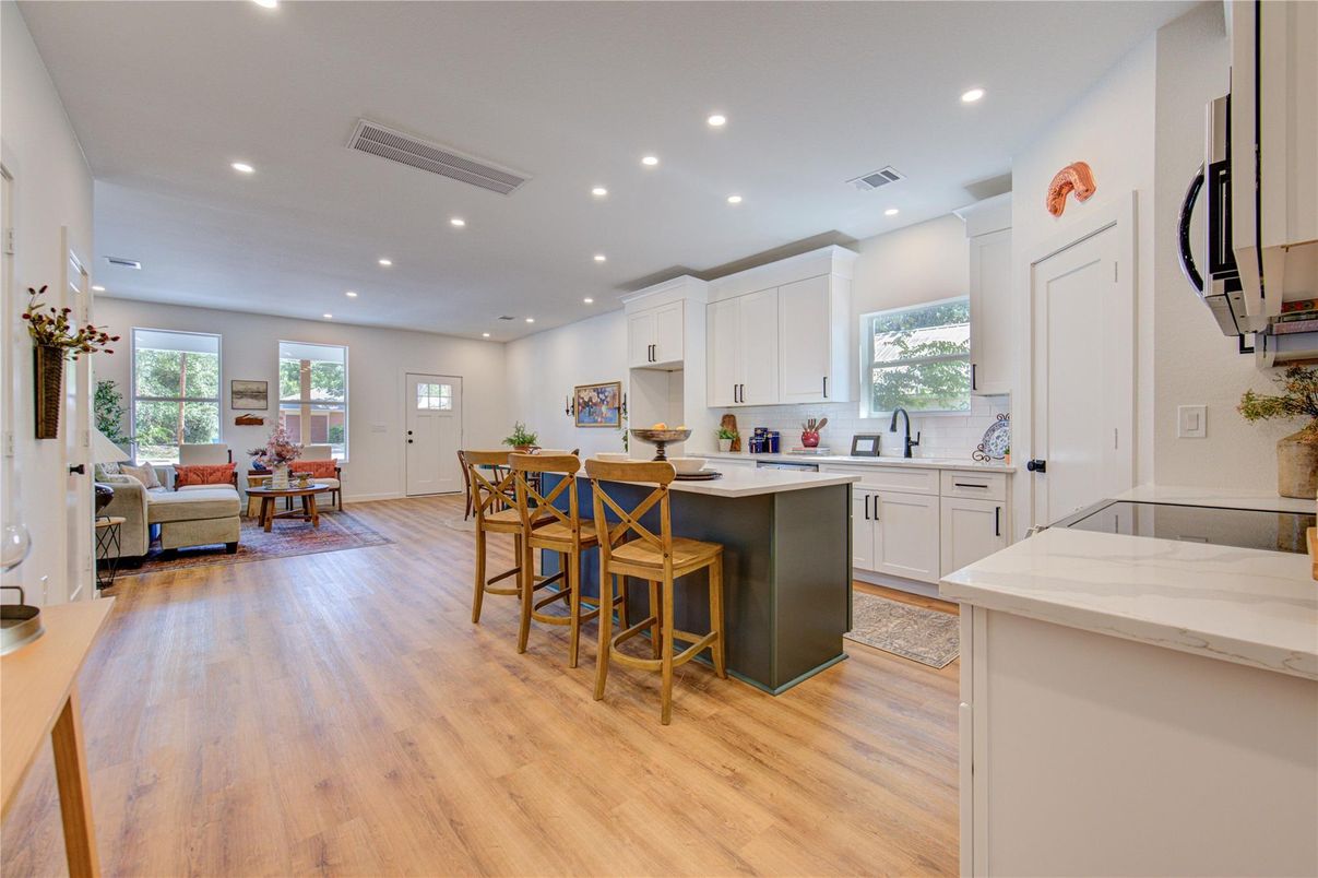Dining room, Interior, Kitchen, Recessed Lighting, Wood Texture Flooring