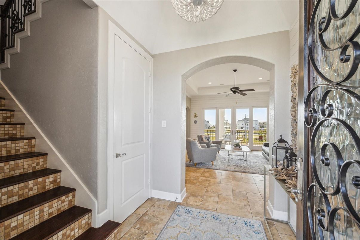 Interior, Living room, Recessed Lighting