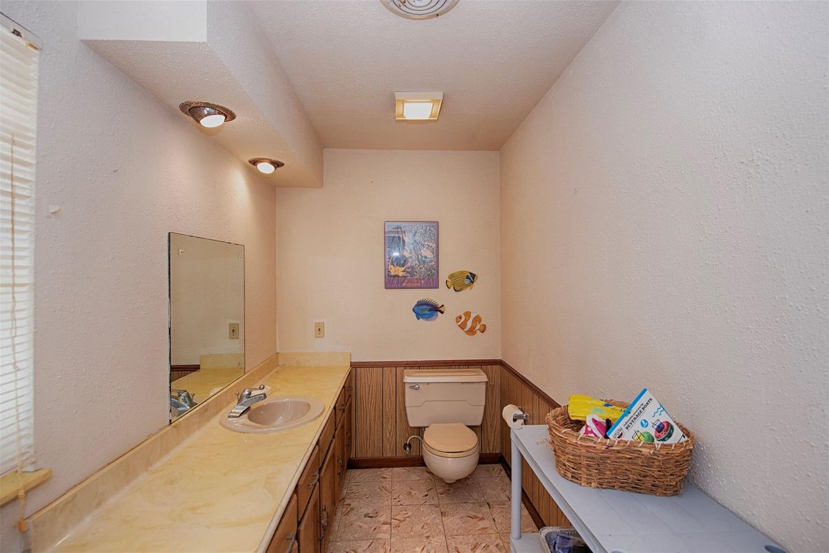 Bathroom, Interior