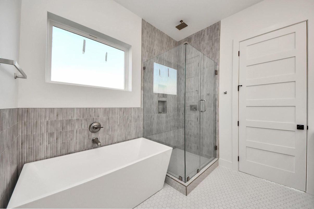 Bathroom, Free Standing Baths, Glass Shower, Interior