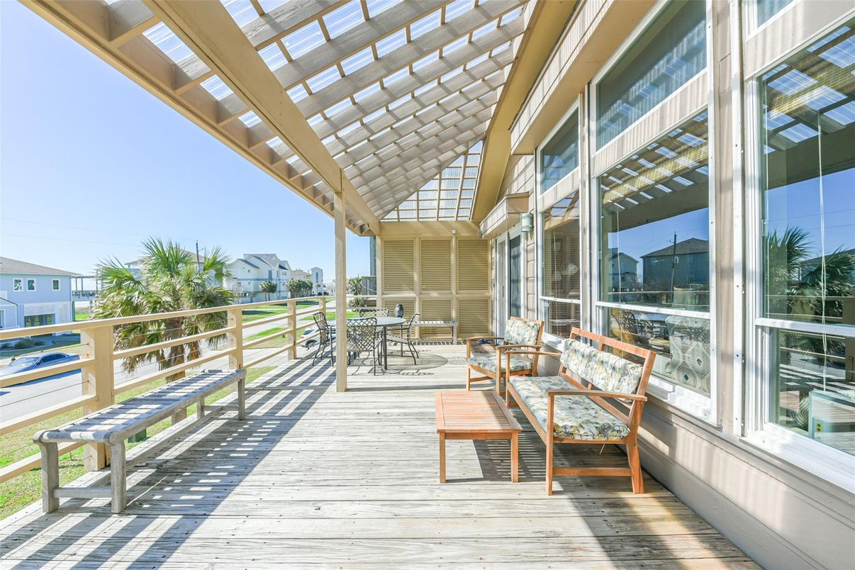 Exterior, Wood Texture Flooring