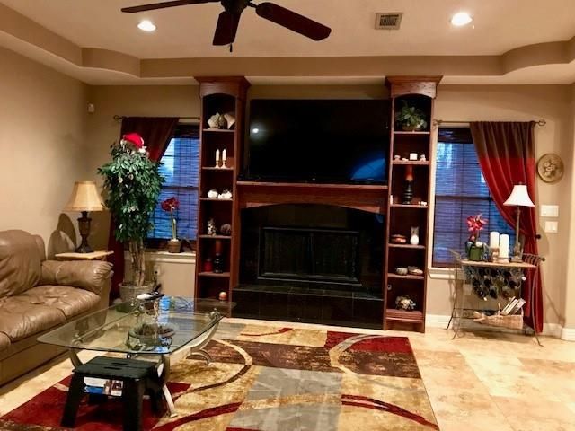 Fireplace, Interior, Living room, Recessed Lighting