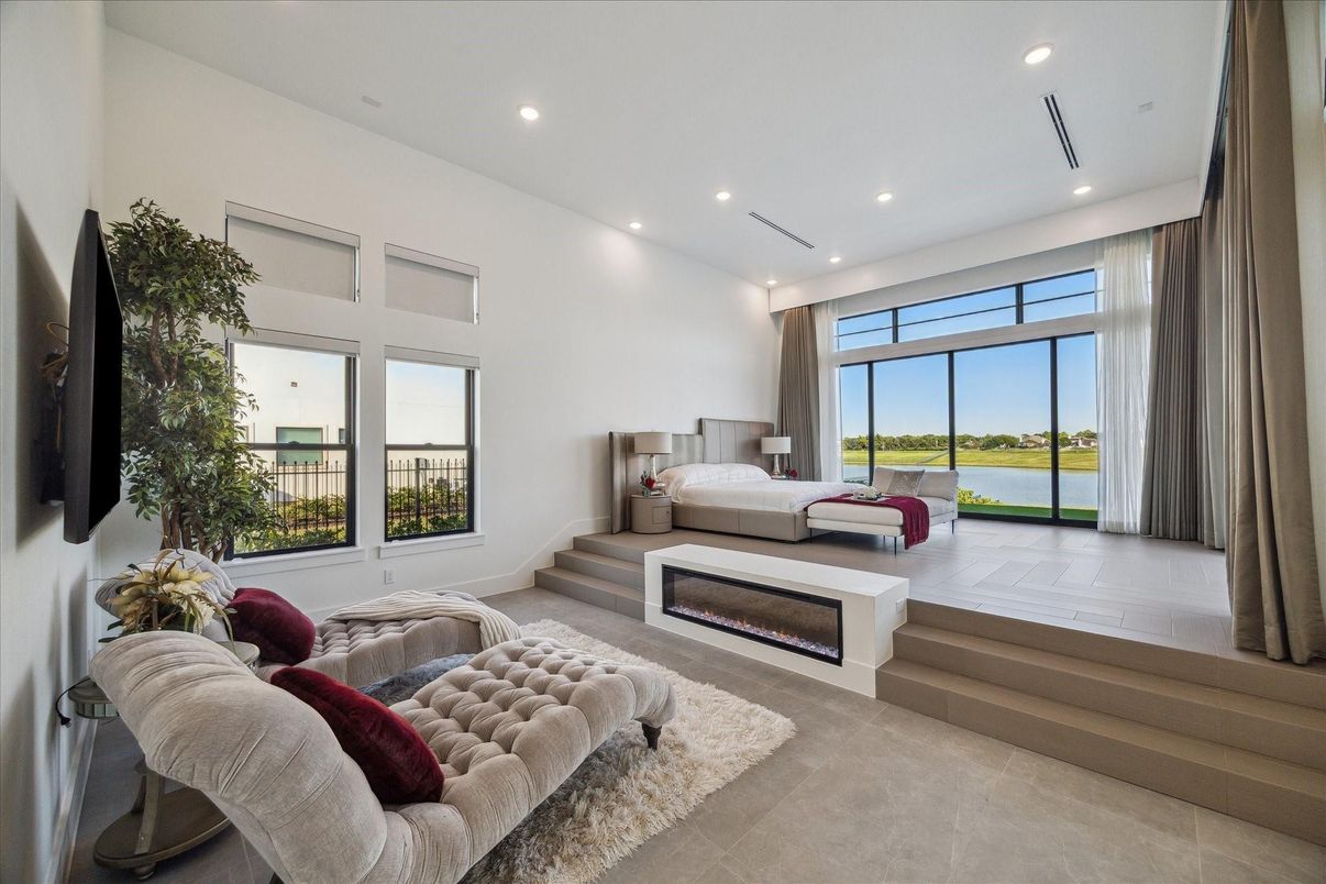 Bedroom, Fireplace, Interior, Recessed Lighting, Water