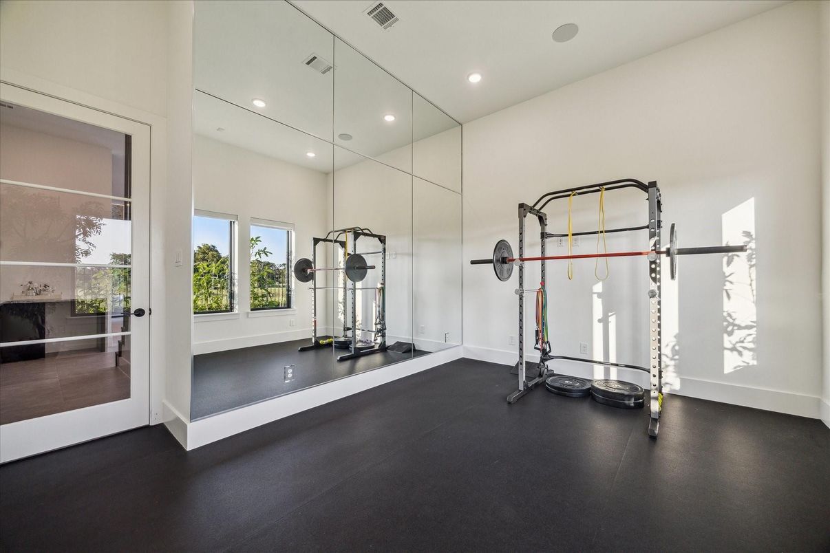Fitness Equipment, Interior, Recessed Lighting
