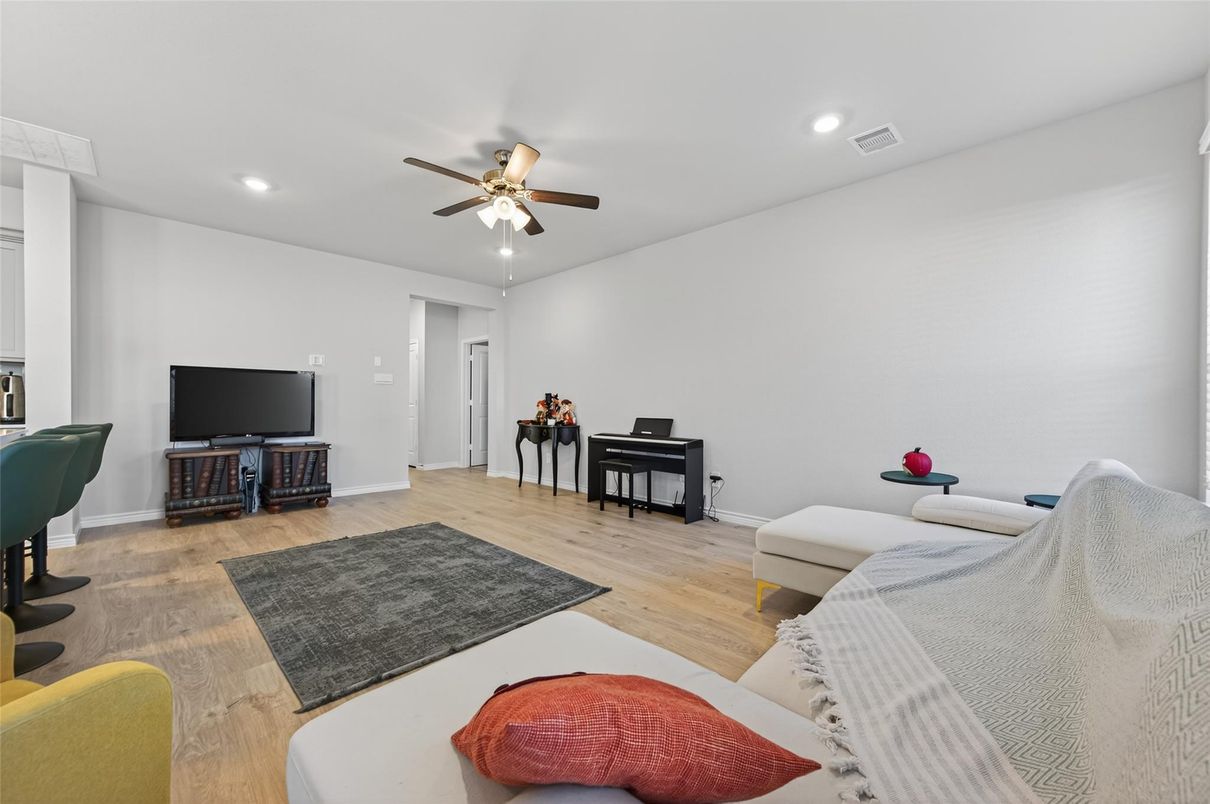 Interior, Living room, Piano, Recessed Lighting, Wood Texture Flooring