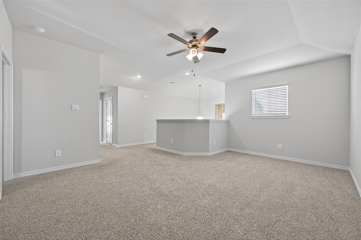Empty room, Interior, Recessed Lighting