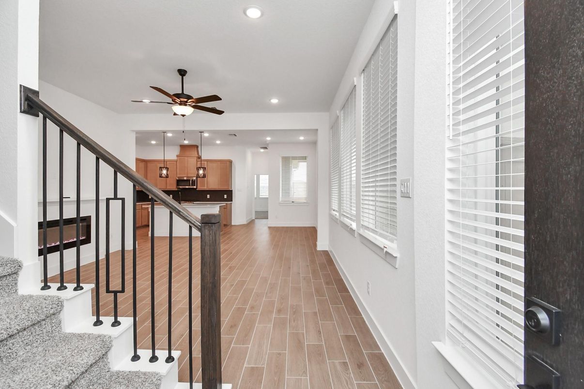 Interior, Recessed Lighting, Wood Texture Flooring
