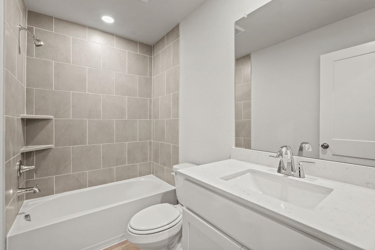Bathroom, Interior, Recessed Lighting
