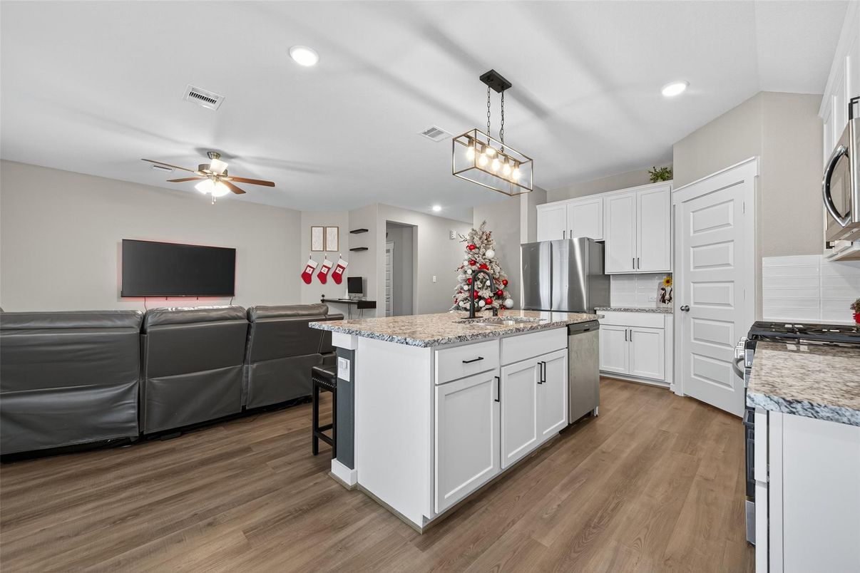 Interior, Kitchen, Living room, Pendant Lights, Recessed Lighting, Stainless Steel Appliances, Wood Texture Flooring