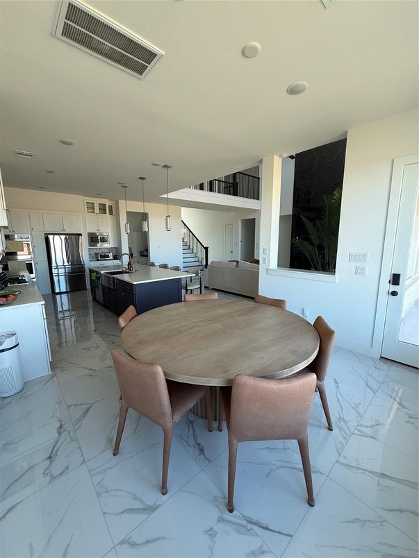 Dining room, Interior, Kitchen, Marble, Pendant Lights