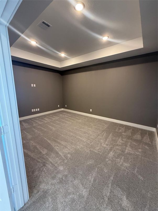 Empty room, Interior, Recessed Lighting