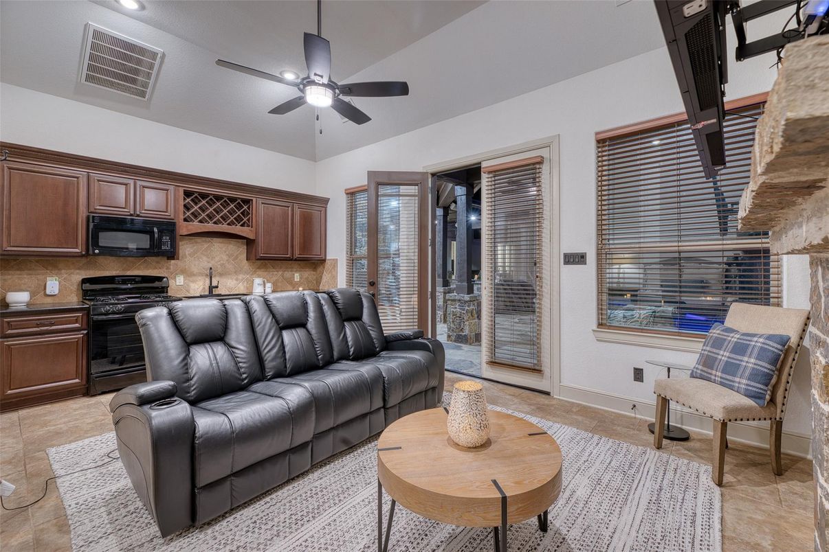 Interior, Kitchen, Living room, Recessed Lighting, Stone Walls